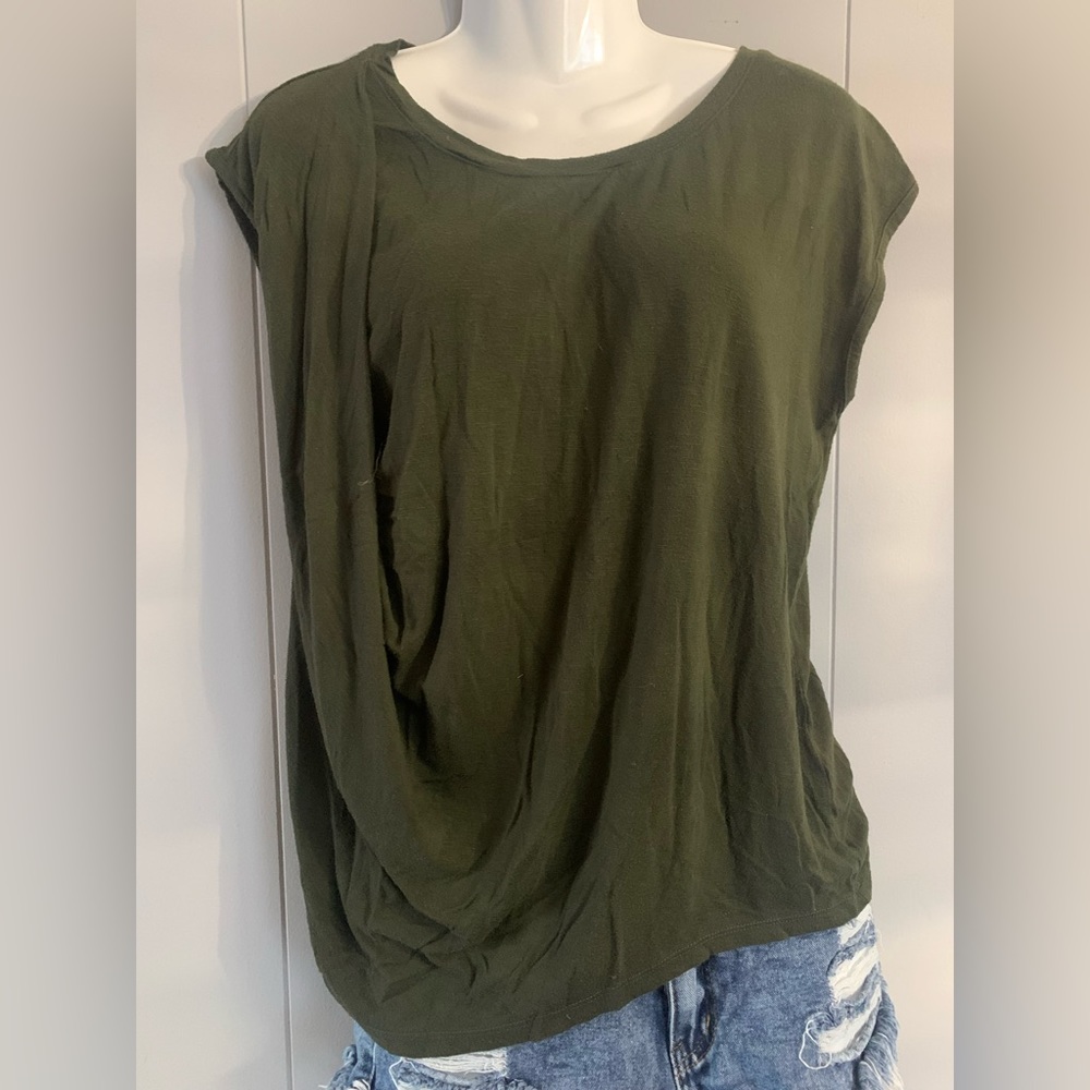 Dex Olive/Army Green Top T-Shirt/Blouse size Small